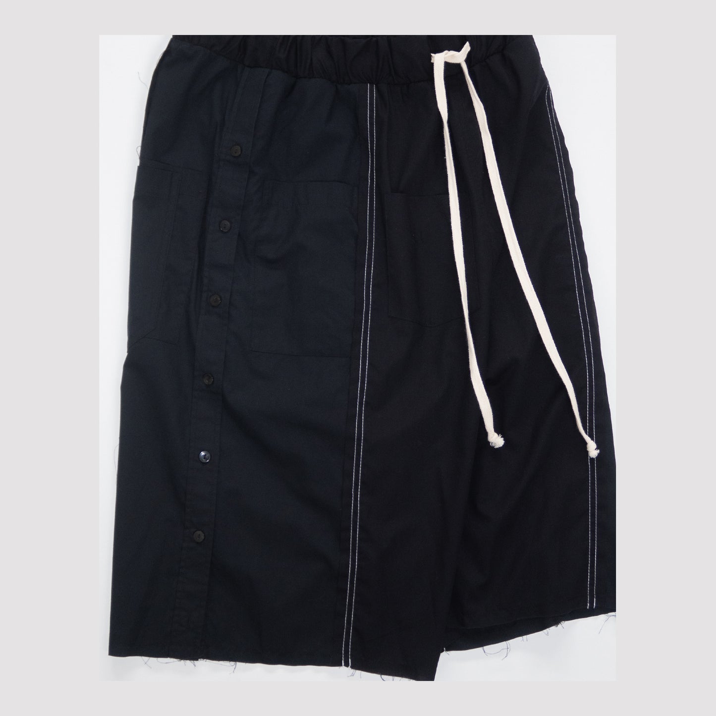 RECONSTRUCTED 1/1 PANELED SHIRT SHORTS 25B2-BLK
